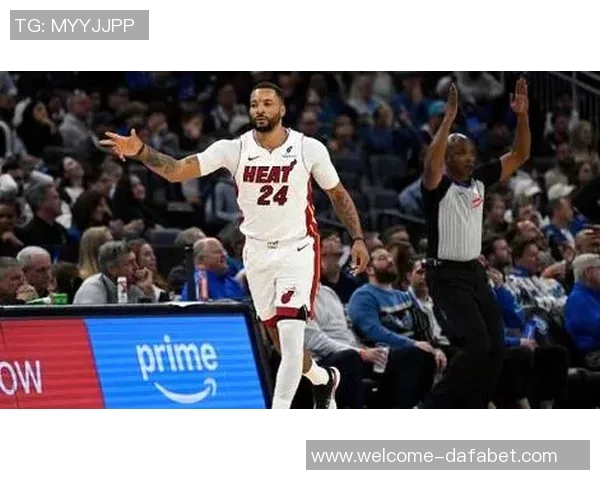 鲍威尔全场最高28分难救主末节连续得分却无力回天