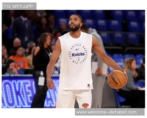 布里奇斯表现低迷12投仅4中三分球失准仅得9分正负值惨淡15