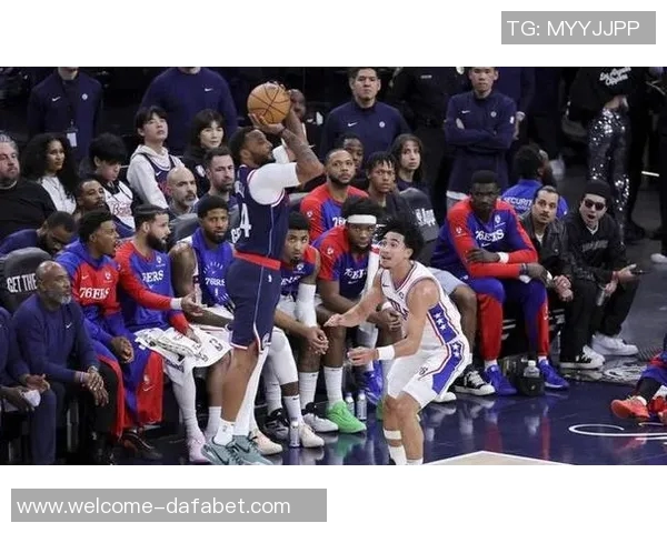 裁判最后时刻连判三分犯规穆雷罚球失误错失绝平良机